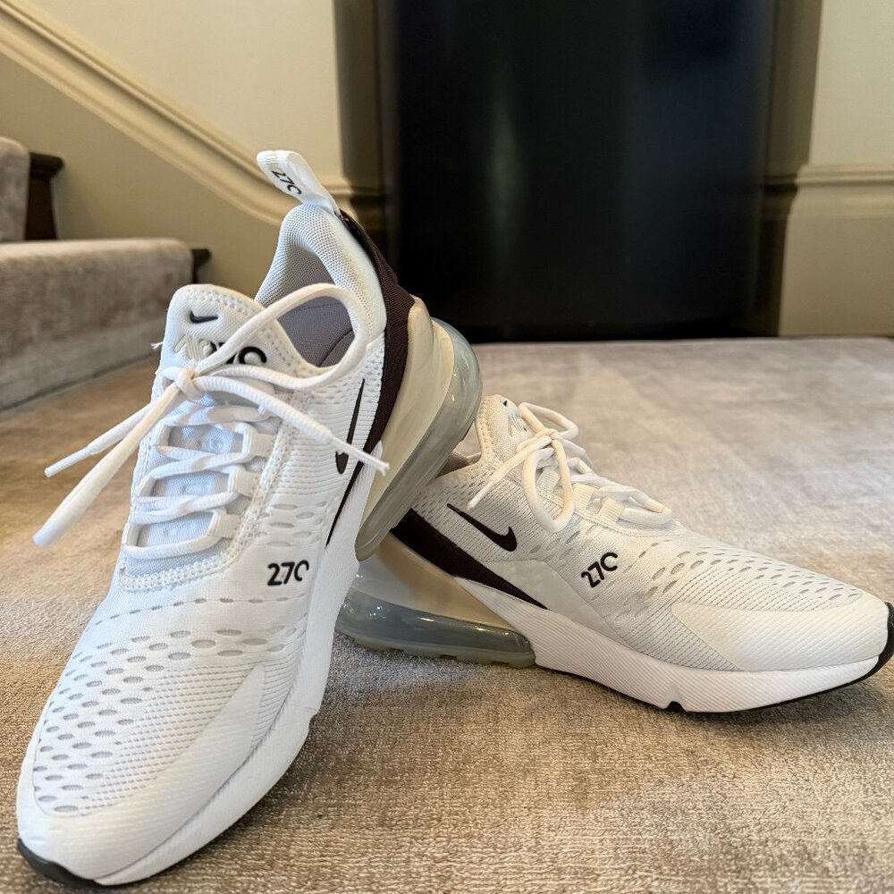 Womens Nike Air Max 270 SE White Velvet Brown Size: 38.5